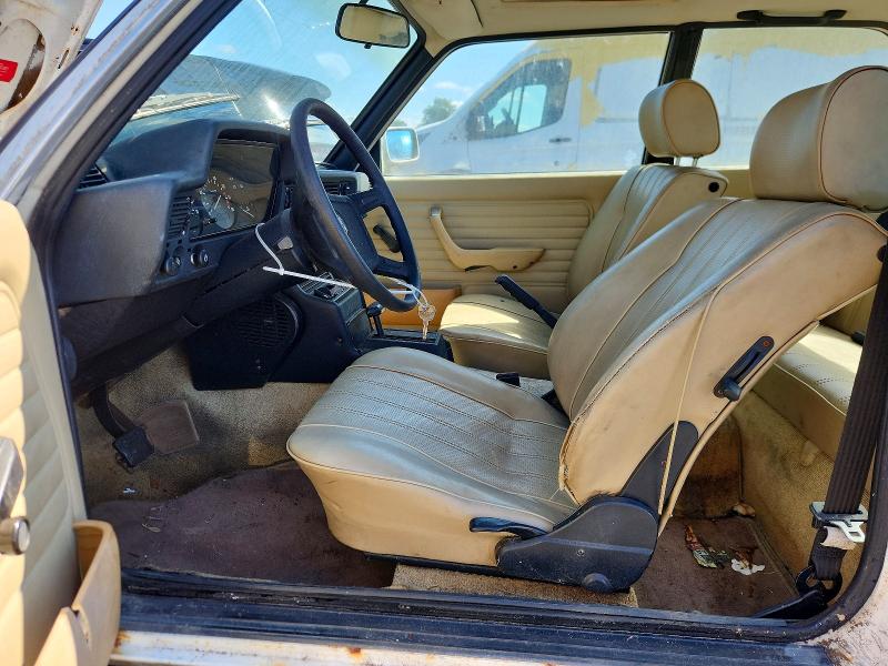 Photo 7 from auction – 1982 BMW 320 with VIN WBAAG4300C8070152