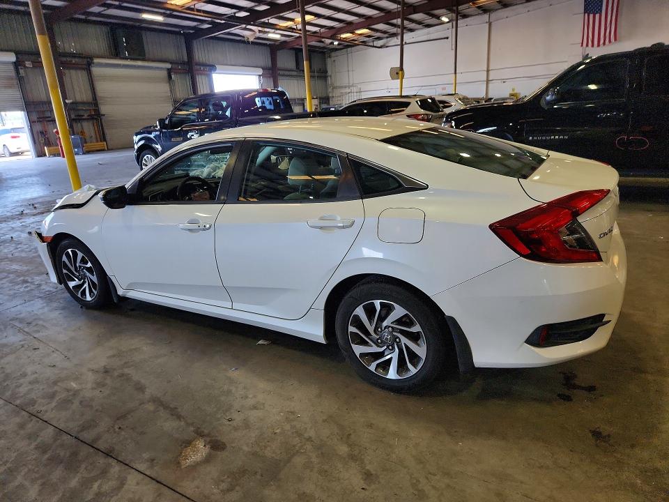 Photo 2 from auction – 2016 HONDA CIVIC with VIN 19XFC2F78GE050213