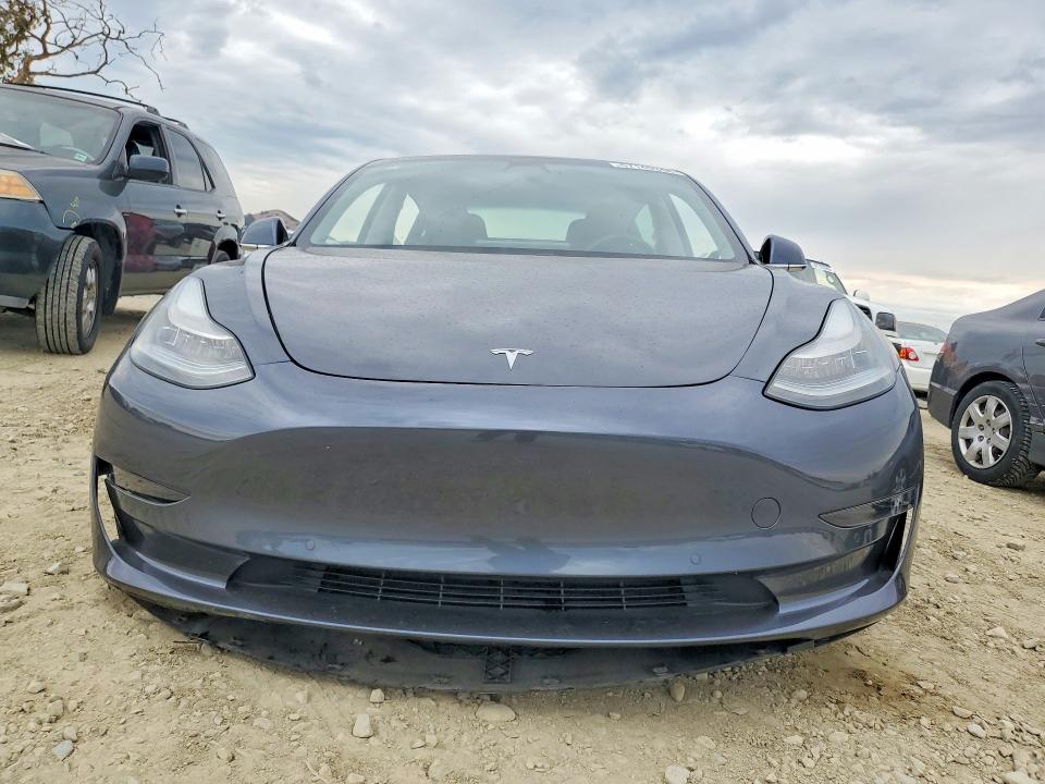 Foto 5 de la subasta – 2020 TESLA MODEL 3 con VIN 5YJ3E1EA1LF745528