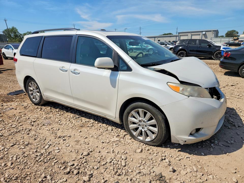 Photo 4 from auction – 2011 TOYOTA SIENNA with VIN 5TDDK3DC3BS029025