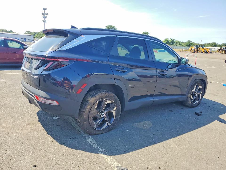 Photo 3 from auction – 2024 HYUNDAI TUCSON with VIN KM8JCCD11RU190179