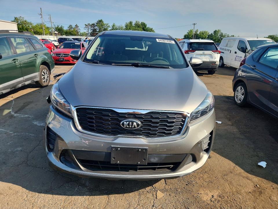 Photo 5 from auction – 2019 KIA SORENTO with VIN 5XYPGDA58KG487649