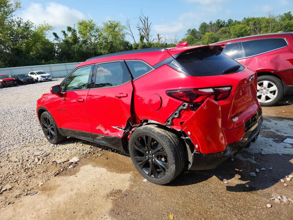 Photo 2 from auction – 2019 CHEVROLET BLAZER with VIN 3GNKBJRS4KS688357
