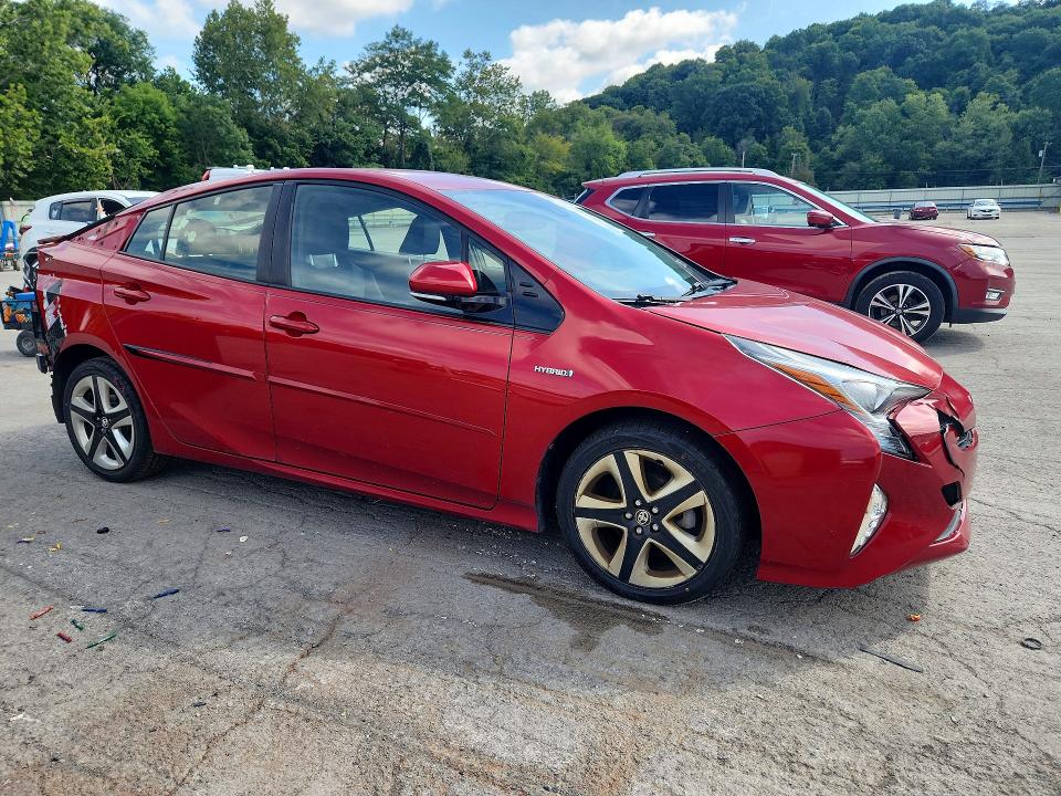 Photo 4 from auction – 2016 TOYOTA PRIUS with VIN JTDKARFU6G3505859