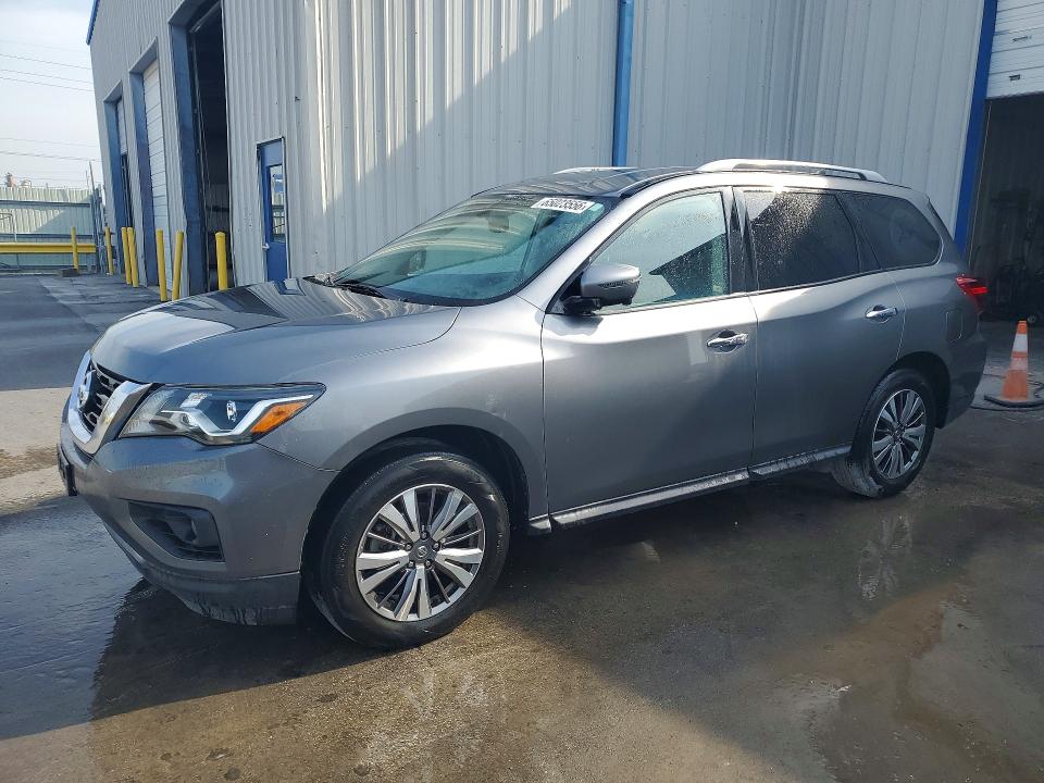 NISSAN PATHFINDER 2019 with VIN 5N1DR2MN2KC605546 - Photo from auction