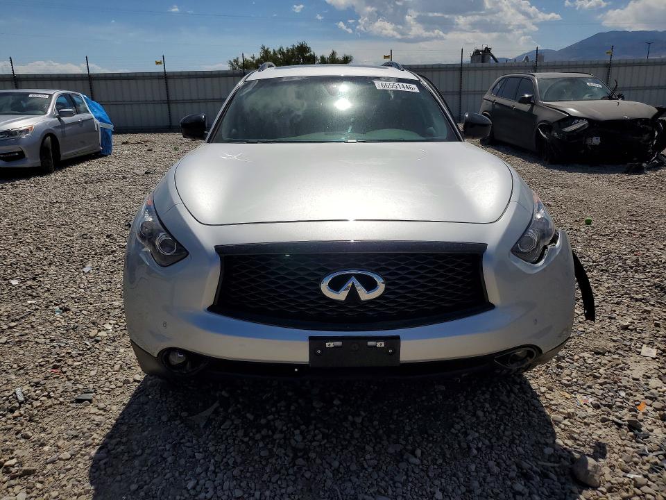 Photo 5 from auction – 2017 INFINITI QX70 with VIN JN8CS1MW7HM414302