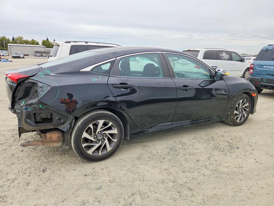 Photo 3 from auction – 2016 HONDA CIVIC with VIN 2HGFC2F74GH577896