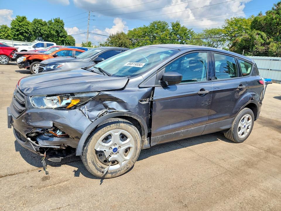 FORD ESCAPE 2018 с VIN 1FMCU0F73JUA35594 - Снимка от търг