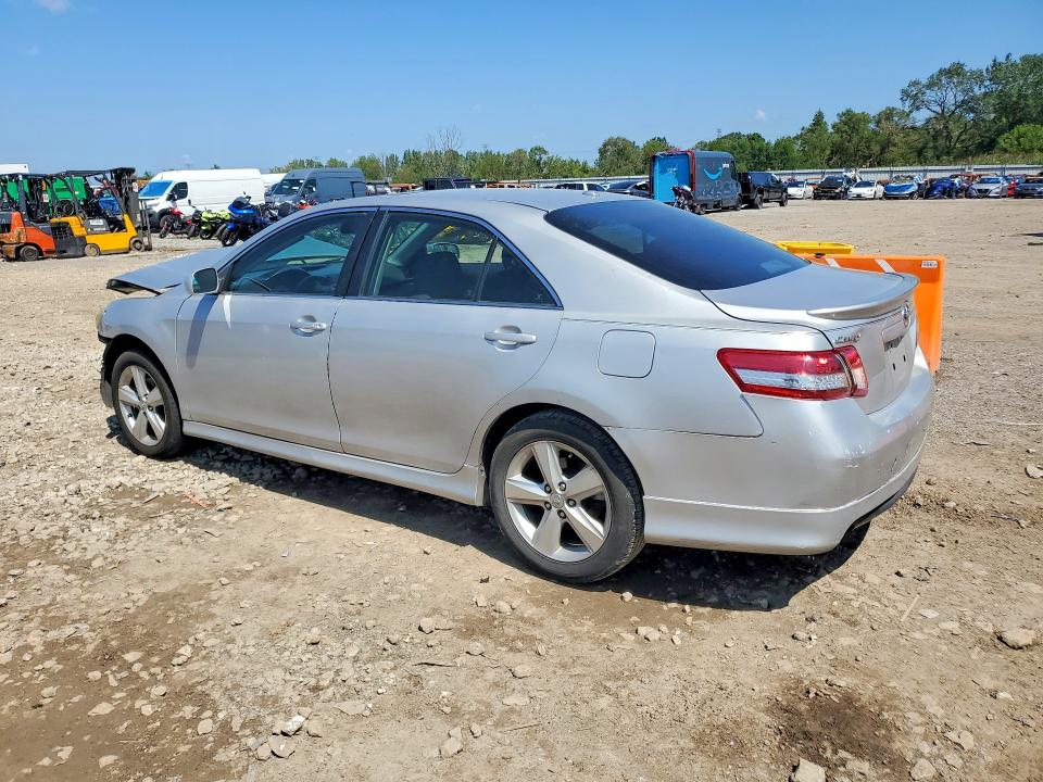 Photo 2 from auction – 2011 TOYOTA CAMRY with VIN 4T1BF3EKXBU220837