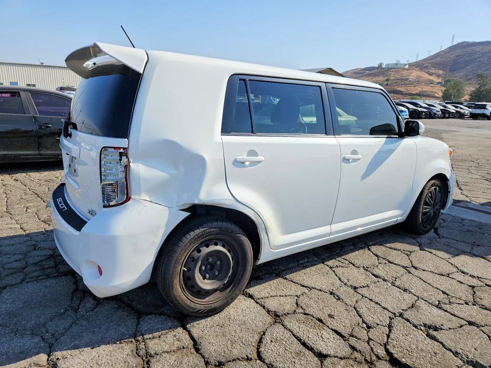 Photo 3 from auction – 2012 SCION XB with VIN JTLZE4FE4CJ030205