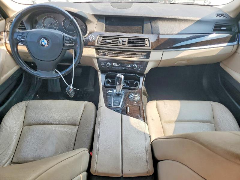 Photo 8 from auction – 2012 BMW 528 with VIN WBAXH5C55CC595178