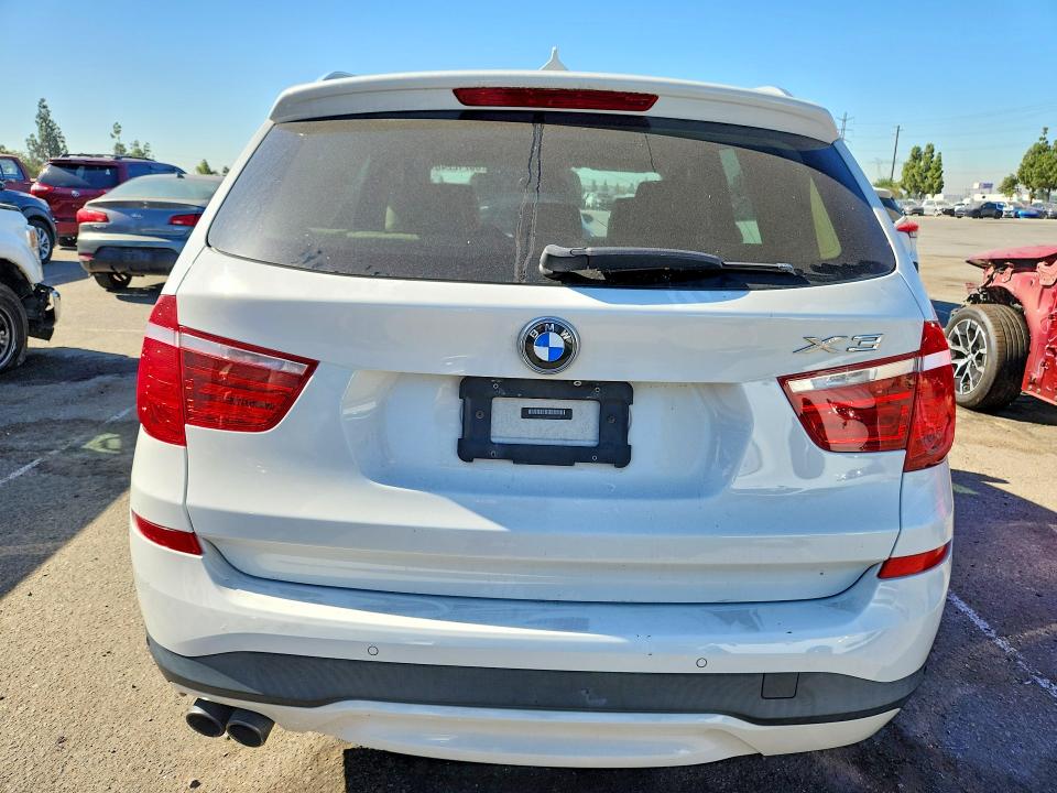 Photo 6 from auction – 2017 BMW X3 with VIN 5UXWZ7C30H0V88751