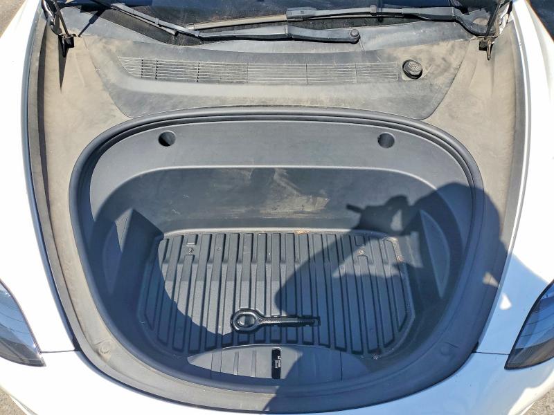 Photo 11 from auction – 2022 TESLA MODEL 3 with VIN 5YJ3E1EA8NF134947