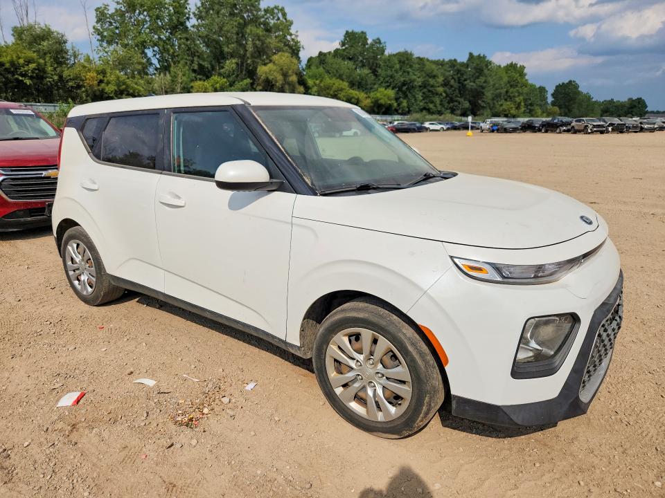 Photo 4 from auction – 2021 KIA SOUL with VIN KNDJ23AU2M7128304