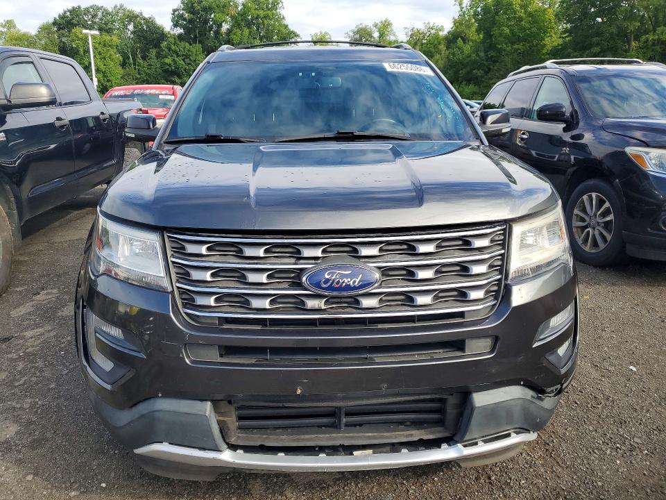Photo 5 from auction – 2017 FORD EXPLORER with VIN 1FM5K7D85HGC64662