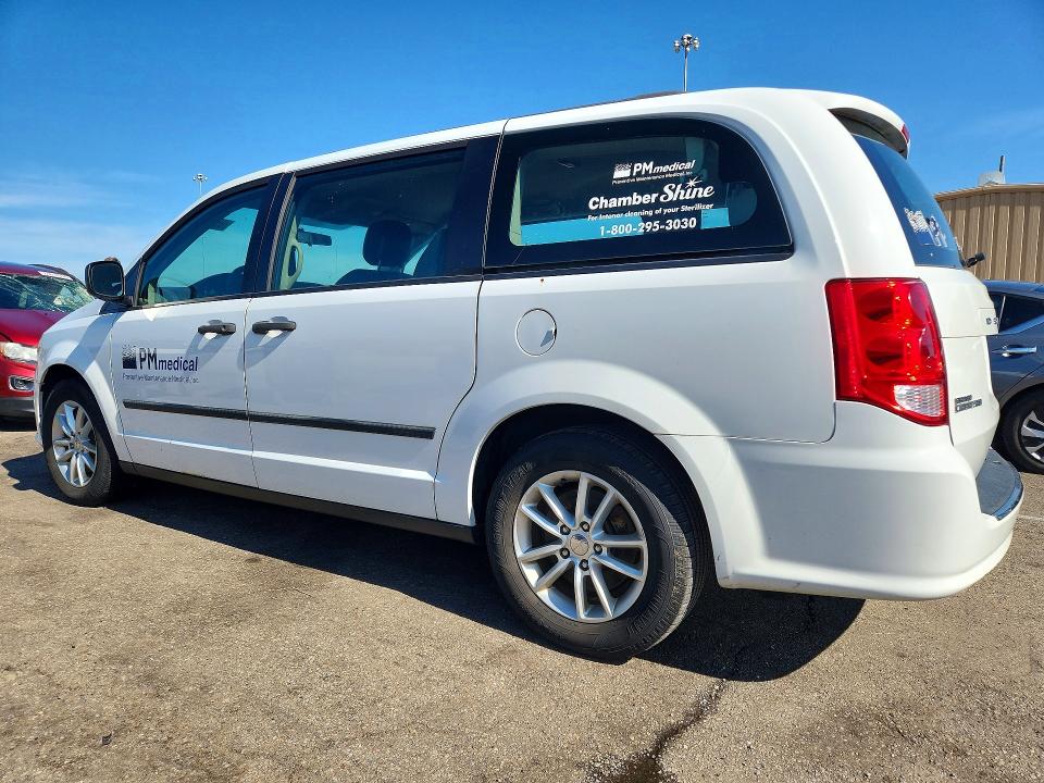 Photo 2 from auction – 2016 DODGE GRAND CARAVAN with VIN 2C4RDGBG9GR332713