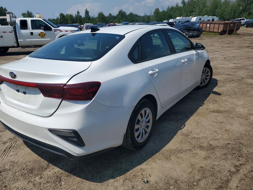 Photo 3 from auction – 2021 KIA FORTE with VIN 3KPF24AD8ME320189