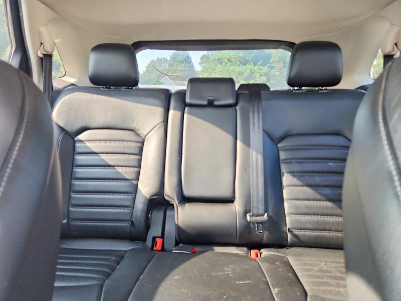 Photo 10 from auction – 2016 FORD EDGE with VIN 2FMPK4J9XGBC20652