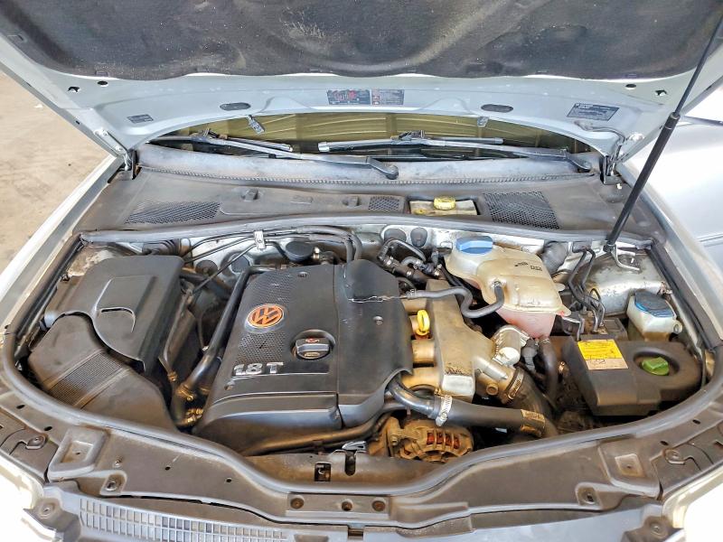 Photo 11 from auction – 2004 VOLKSWAGEN PASSAT with VIN WVWPD63BX4P143148