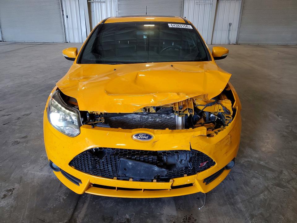 Photo 5 from auction – 2013 FORD FOCUS with VIN 1FADP3L95DL191739