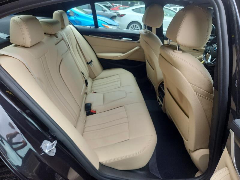 Photo 10 from auction – 2018 BMW 540 with VIN WBAJE7C58JWC56696