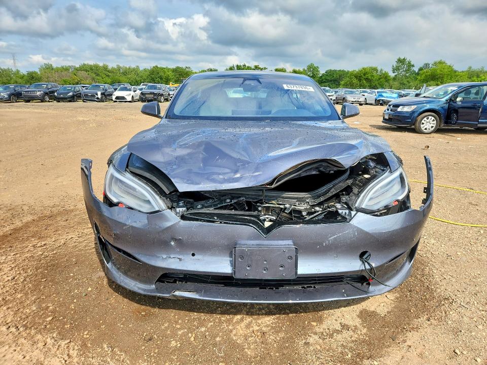 Photo 5 from auction – 2022 TESLA MODEL S with VIN 5YJSA1E54NF470234
