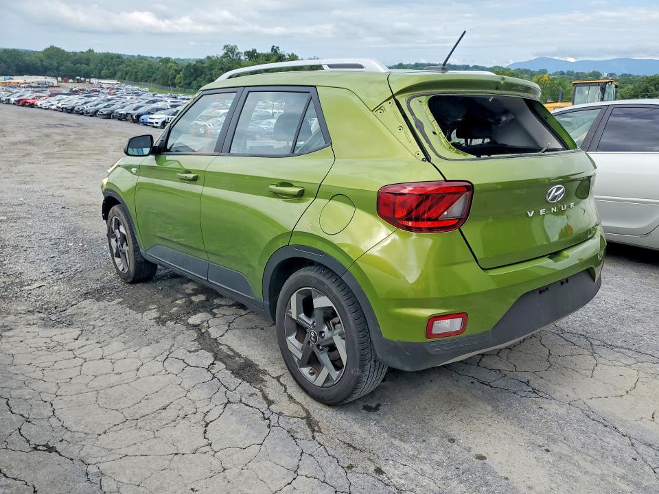 Photo 2 from auction – 2024 HYUNDAI VENUE with VIN KMHRC8A35RU317490