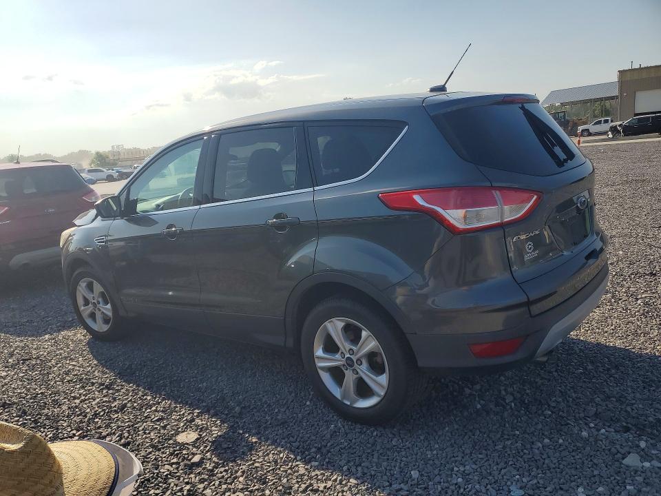 Photo 2 from auction – 2015 FORD ESCAPE with VIN 1FMCU0GX5FUC34720