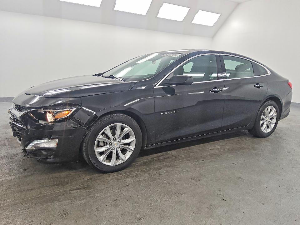 CHEVROLET MALIBU 2023 with VIN 1G1ZD5ST3PF247755 - Photo from auction