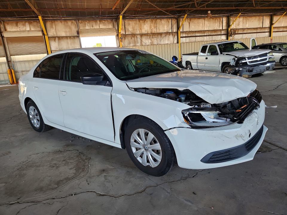 Photo 4 from auction – 2013 VOLKSWAGEN JETTA with VIN 3VW2K7AJ3DM380776