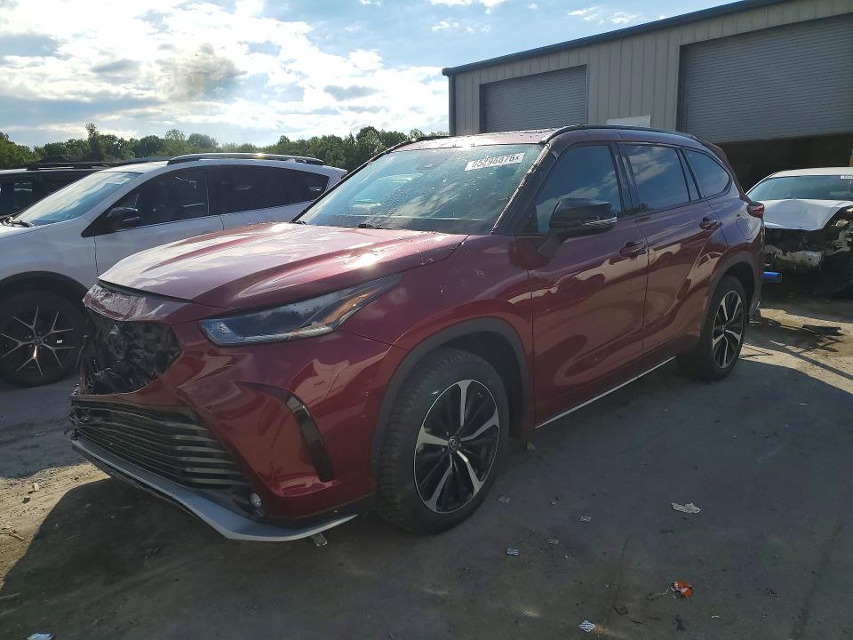 TOYOTA HIGHLANDER 2021 with VIN 5TDLZRBH4MS154076 - Photo from auction