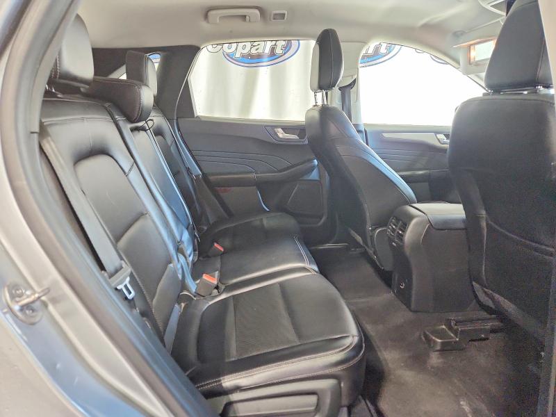 Photo 10 from auction – 2022 FORD ESCAPE with VIN 1FMCU9H96NUA44413