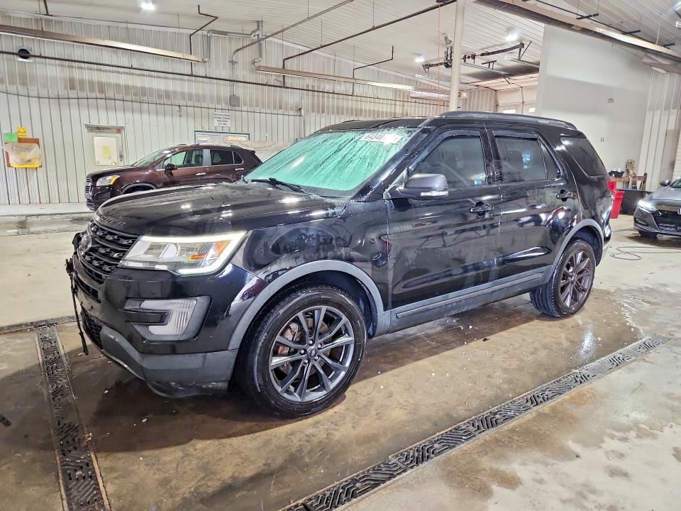 FORD EXPLORER 2017 with VIN 1FM5K8DH9HGD97611 - Photo from auction