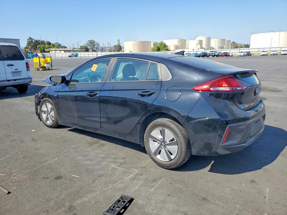 Photo 2 from auction – 2020 HYUNDAI IONIQ with VIN KMHC65LC5LU241334