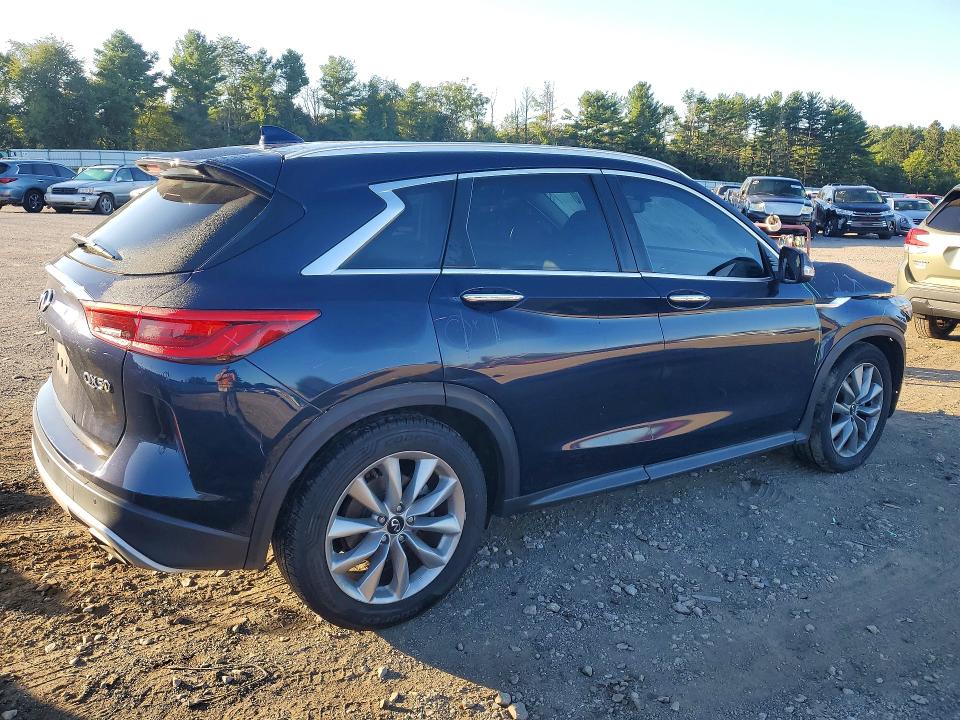 Снимка 3 от търг – 2021 INFINITI QX50 с VIN 3PCAJ5BB9MF115992