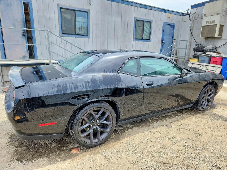 Photo 3 from auction – 2019 DODGE CHALLENGER with VIN 2C3CDZAG4KH521839
