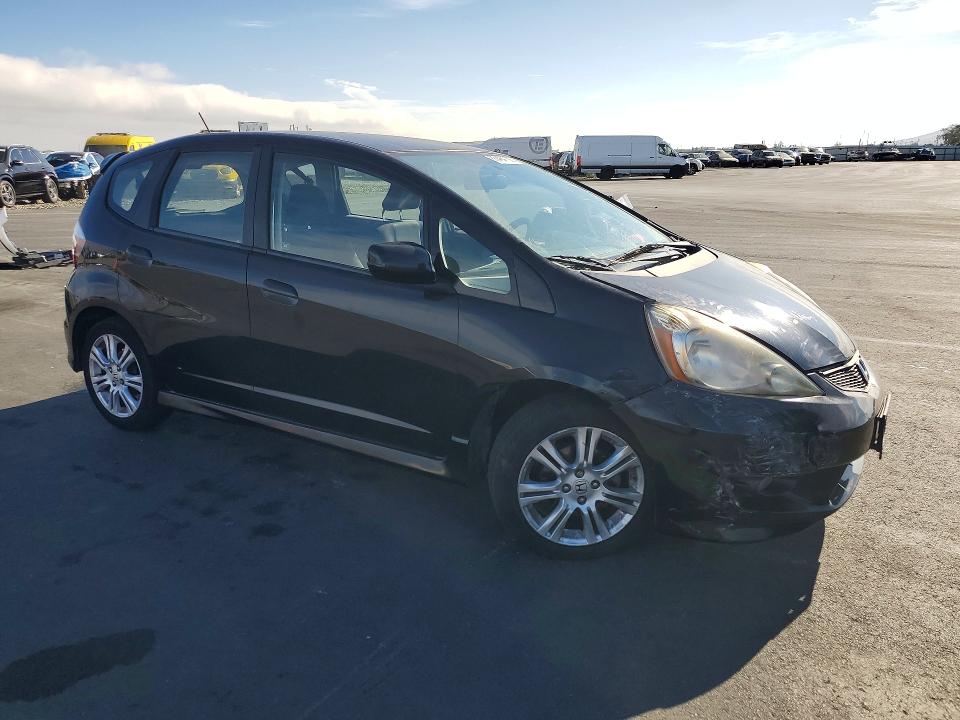 Photo 4 from auction – 2010 HONDA FIT with VIN JHMGE8H47AC031668