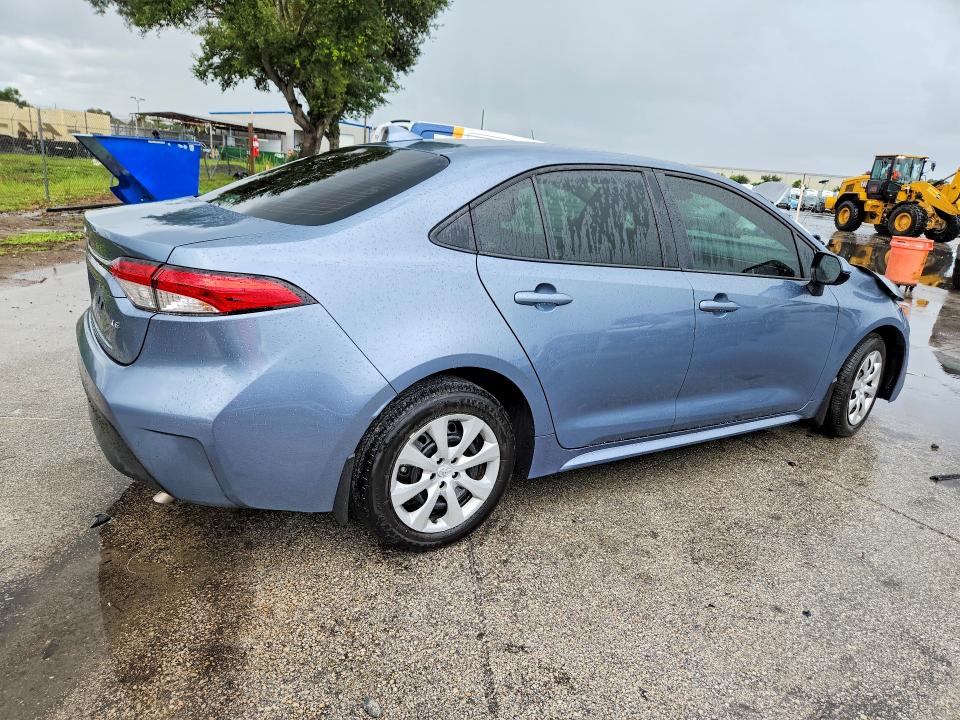 Снимка 3 от търг – 2025 TOYOTA COROLLA с VIN 5YFB4MDE8SP278244