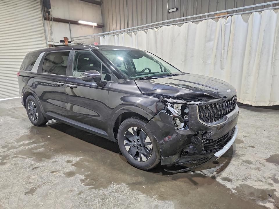 Photo 4 from auction – 2027 KIA CARNIVAL with VIN KNDNB5KAXV6194902