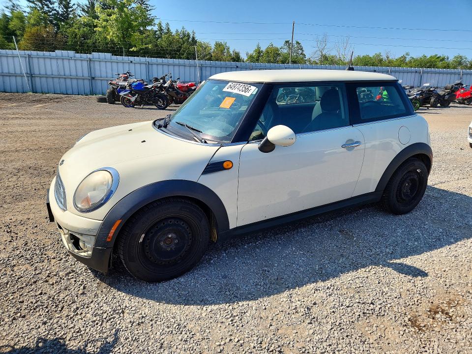 MINI COOPER 2010 with VIN WMWMF3C5XATZ23494 - Photo from auction