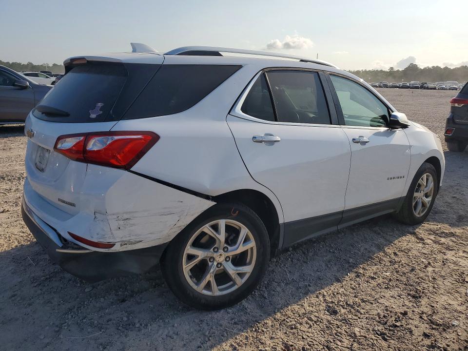 Photo 3 from auction – 2019 CHEVROLET EQUINOX with VIN 3GNAXNEV8KL310797