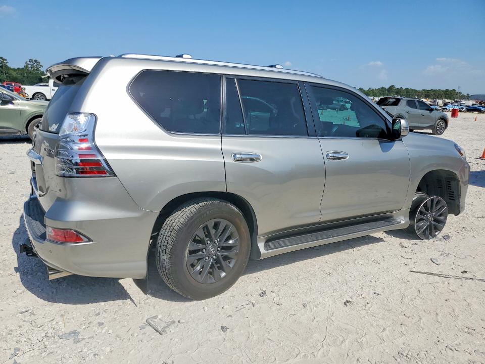 Photo 3 from auction – 2023 LEXUS GX with VIN JTJAM7BX2P5342832