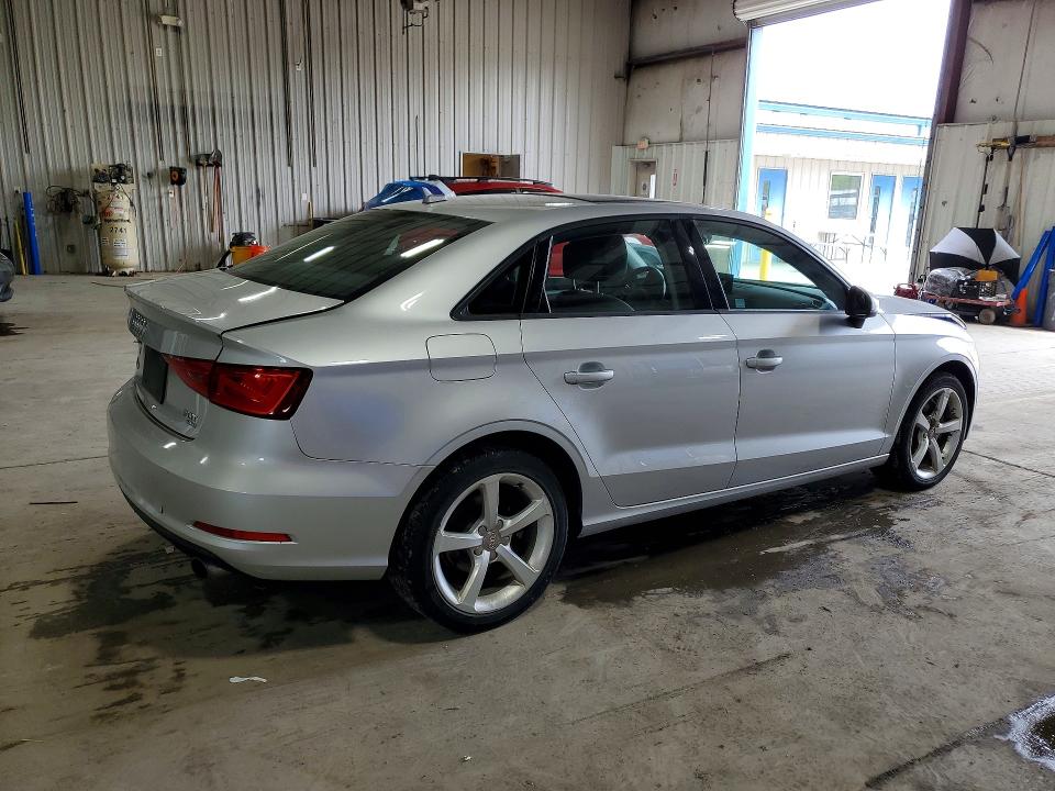 صورة رقم 3 من المزاد - 2015 AUDI A3 مع VIN WAUBFGFF3F1008279
