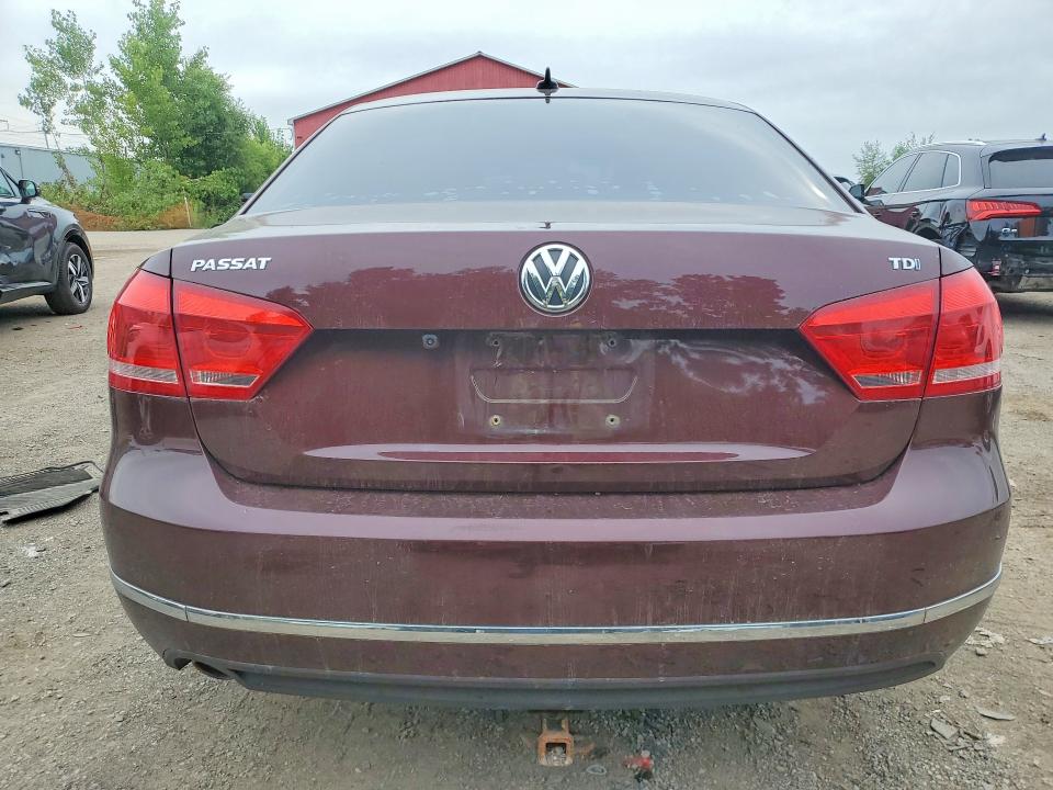 Photo 6 from auction – 2014 VOLKSWAGEN PASSAT with VIN 1VWBN7A31EC096204