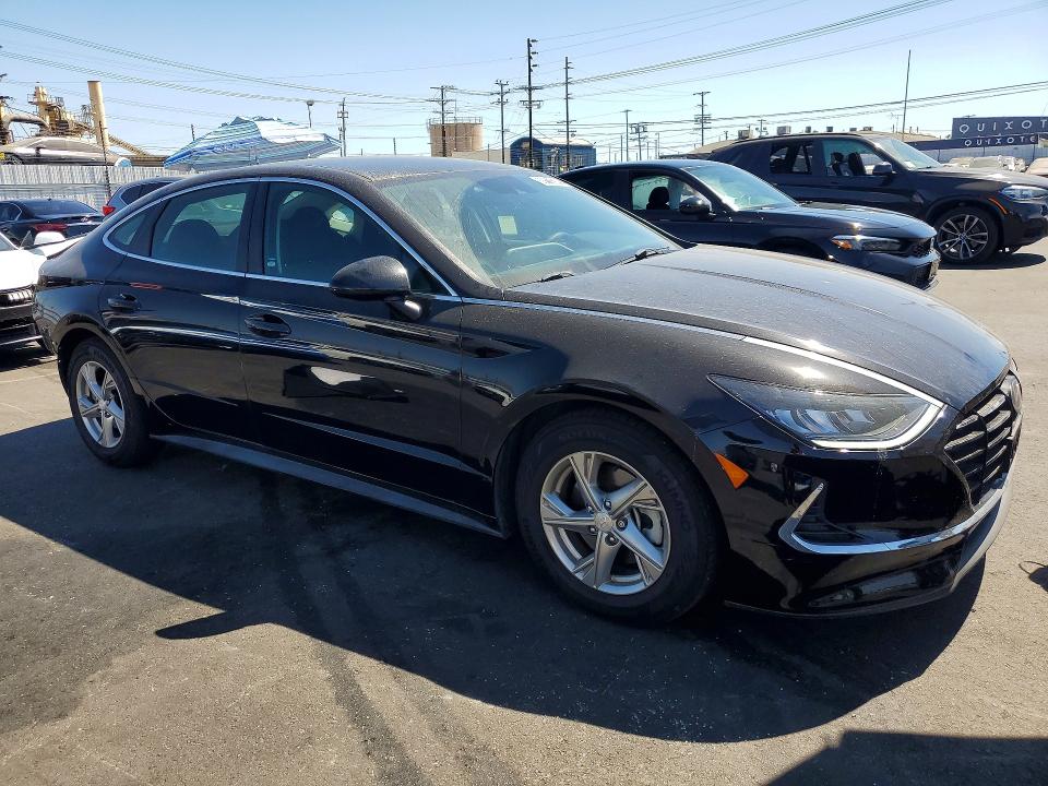 Photo 4 from auction – 2022 HYUNDAI SONATA with VIN 5NPEG4JA7NH135227