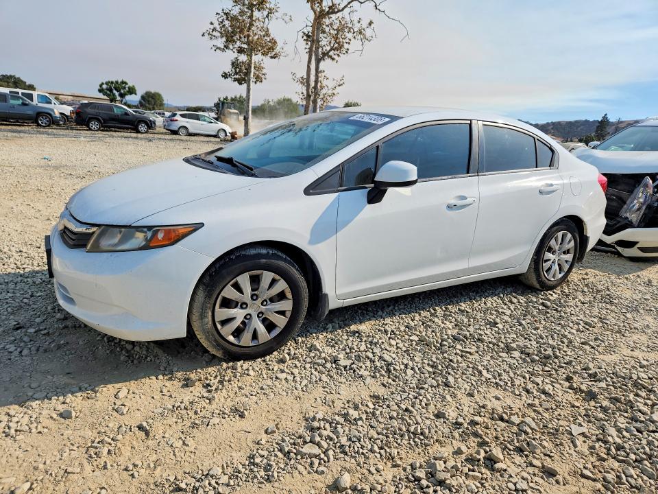 HONDA CIVIC 2012 с VIN 2HGFB2F57CH565947 - Снимка от търг