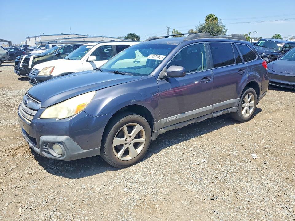 SUBARU OUTBACK 2014 with VIN 4S4BRBCCXE3203883 - Photo from auction