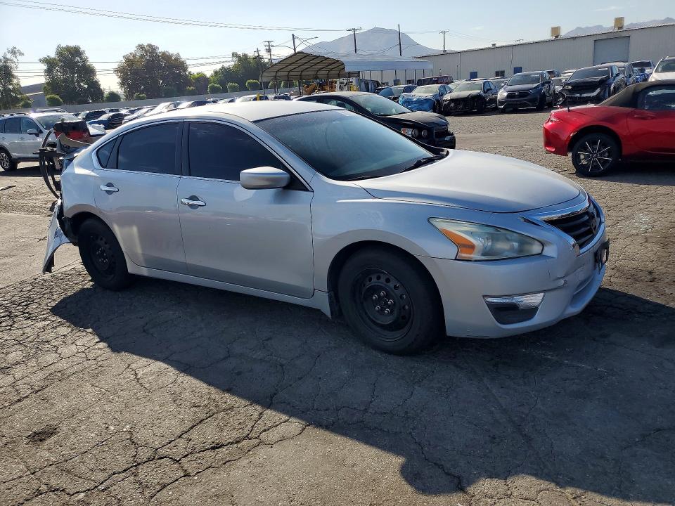 Photo 4 from auction – 2013 NISSAN ALTIMA with VIN 1N4AL3AP2DN500927