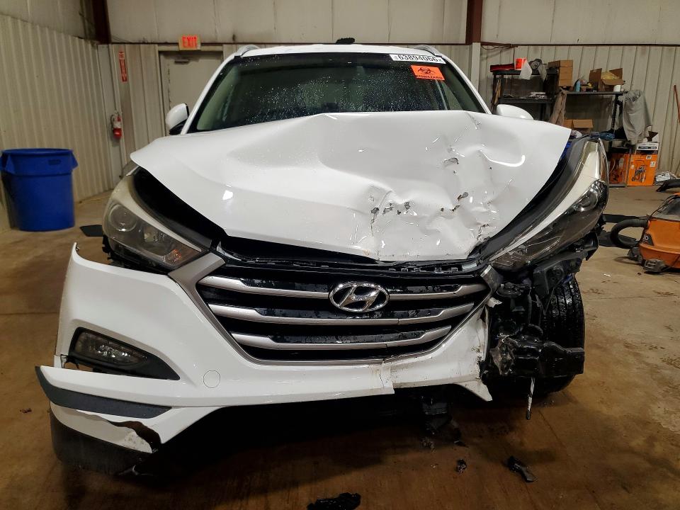 Photo 5 from auction – 2017 HYUNDAI TUCSON with VIN KM8J3CA43HU521308
