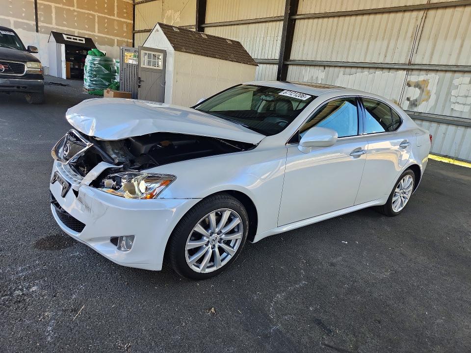 LEXUS IS 2007 with VIN JTHCK262475008206 - Photo from auction